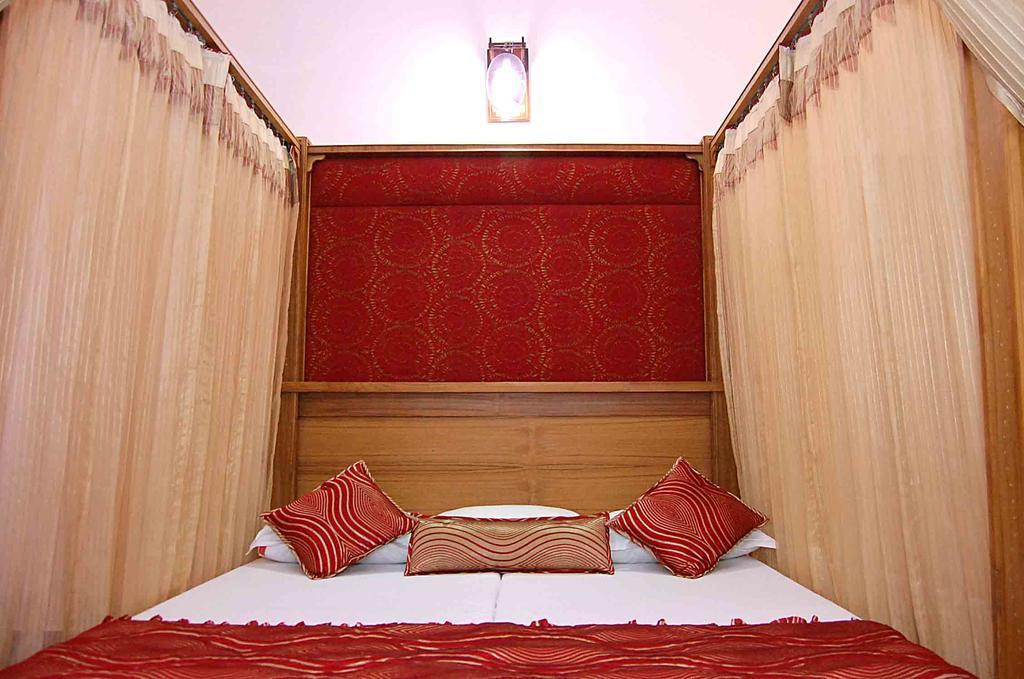 Hotel Ishan Villa Amritsar Exterior photo
