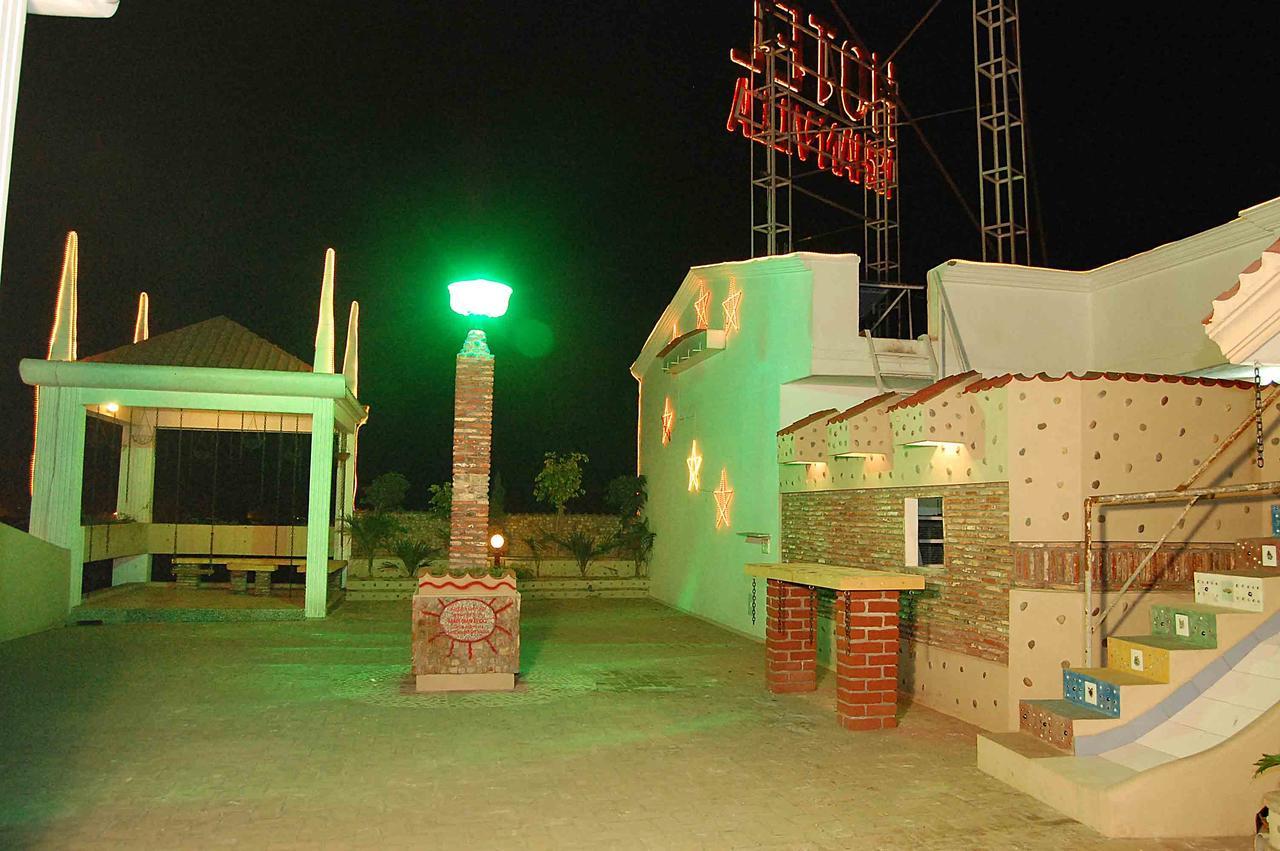 Hotel Ishan Villa Amritsar Exterior photo